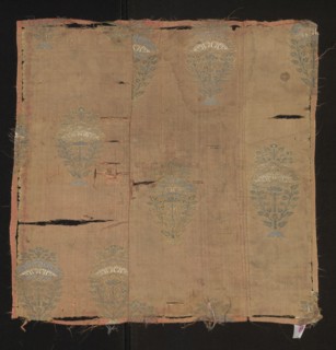 Fabric fragment, fabrics, origin: Persia Iran, 18th century. Fragment of silk patterned fabric with