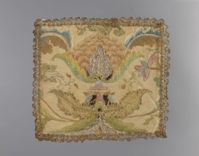 Embroidered pall. Embroidery on silk fabric. In the center is a large palmette stylized flower on a