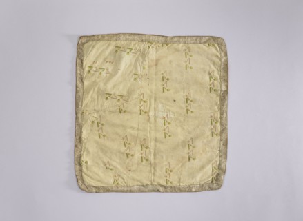 Velum; creator, author, provenance, church paraments; flowers; leaves; plant ornaments; sacred art;