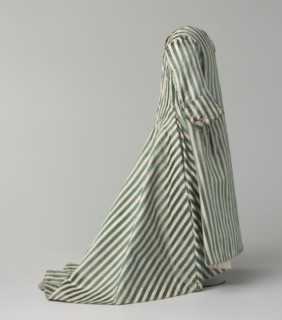 Children's dress, 18th/19th century, Silesia. Made of satin with green and cream stripes. Fitted at