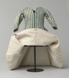 Children's dress, 18th/19th century, Silesia. Children's dress made of satin with green and cream