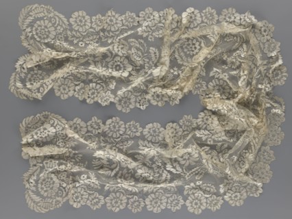 Shawl, shawl, clothing accessory, women's clothing, fashion, lace with serrated edges; design