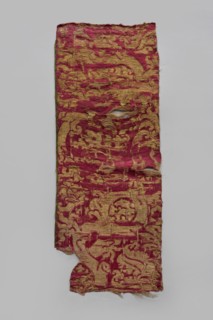 Fabric fragment, fragments of silk fabrics, patterned brocade with preserved selvedge and drawn