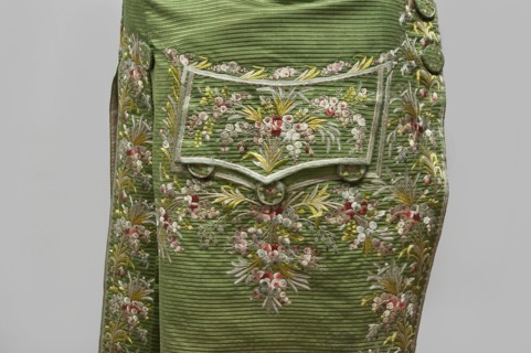 Habit à la française, repossession provenance; floral and plant motifs; fashion, men's clothing;
