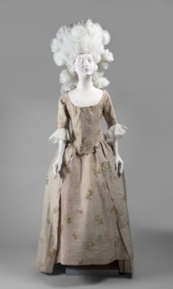 Robe à l'anglaise dress, purchase, Flower bouquets ornament, gathers clothing decoration, patterned
