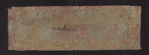 Fabric fragment, fragments of silk patterned fabric, two-color damask, 1st half of the 18th