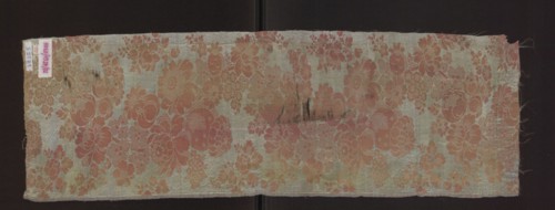 Fabric fragment, fragments of silk fabric, patterned two-color damask, 1st half of the 18th