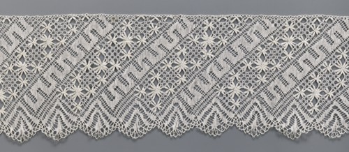 Lace fragment, bobbin lace; section of a strip. White, with a pattern of diagonal stripes with