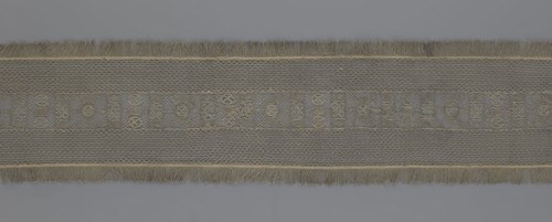 A so-called Saxon lace belt, lace belt accessory for men's clothing. The central part is a
