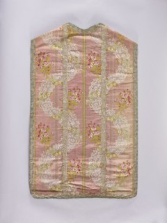 Chasuble, origin unknown, 2nd half of the 18th century, France. Light plum background with white,