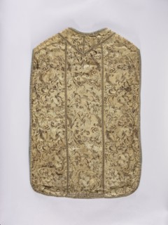 Chasuble., Liturgical vestment, 18th/19th century, France. Embroidered with flowers and plant