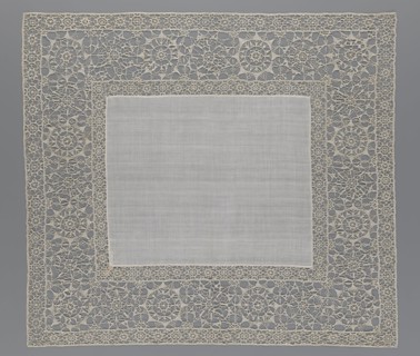 Doily, geometric ornaments; rosettes ornament; doilies; smooth center. Edge made of white linen