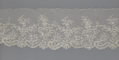 Lace fragment — shuttlecock., Purchase provenance. Fashion; clothing accessories. Lace: needle lace
