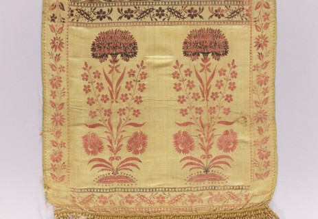Kontusz belt, Bipartite heads with a motif of elongated flower bushes of various species with