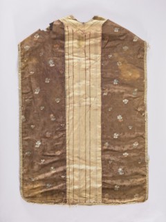 Chasuble, liturgical vestment; 18th century. Silk columns with a pattern of pink and silver stripes