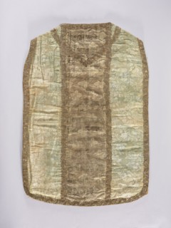 Chasuble, gift; silk liturgical vestment, 18th century, France. Church paraments with floral and