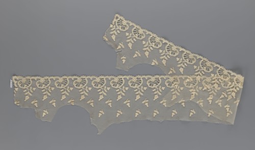 Fragment of lace, lace, plant ornaments, slightly serrated lower edge with shell motifs and