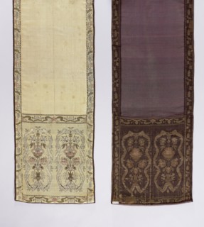 Kontusz belt, bipartite heads with motifs of elongated flower bouquets surrounded by a winding