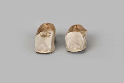 Women’s slippers by Johann Dyck, shoemaker’s workshop, Vilnius, ca. 1800–ca. 1850. Flat women’s