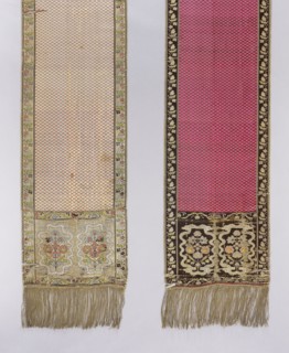 Kontusz belt, ; carp scale ornament; flower bushes ornament; ribbon ornament; bipartite heads;