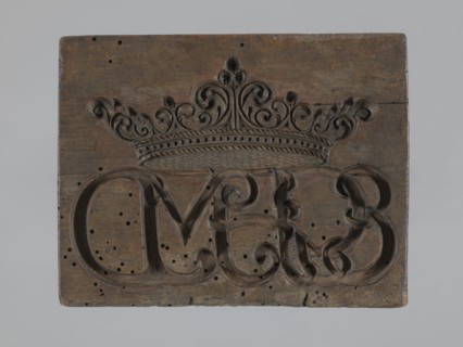 Double-sided gingerbread mold. Obverse: coat of arms with initials GG, at the top the inscription