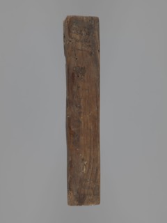 Double-sided gingerbread mould. Obverse: Madonna and Child, Madonna crowned, long patterned dress,