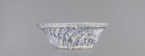 Openwork basket, faience and porcelain, Cmielów factory est. 1804. Openwork, wallpaper-pattern