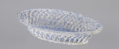 Openwork basket, Cmielów faience and porcelain factory; 1804- Openwork basket with an oval