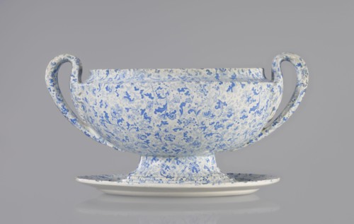 Vase, Cmielów faience and porcelain factory; 1804–, wallpaper pattern, orchids, plant and floral