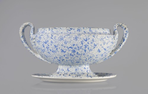 Vase, faience and porcelain factory Cmielów founded 1804. Wallpaper pattern, orchids, plant and