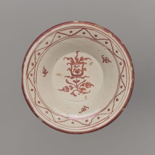 Bowl, unspecified manufacturer; mirrors decoration; geometric-floral ornament; bowl decorated on