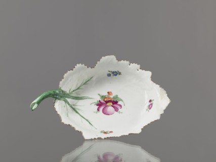 Leaf-shaped bowl, Wierbilki/near Moscow porcelain factory; est. 1766. Maker: Gardner, Francis