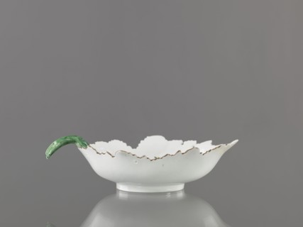 Leaf-shaped bowl, Wierbilki/near Moscow porcelain factory est. 1766. Maker: Gardner, Francis