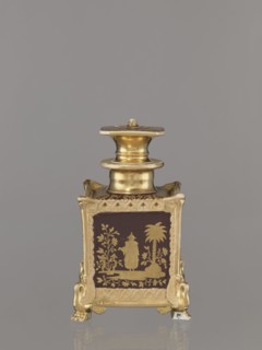 Bottle with lid, Gardner, Francis porcelain manufactory; 1766–1917 maker. Cubic bottle with a