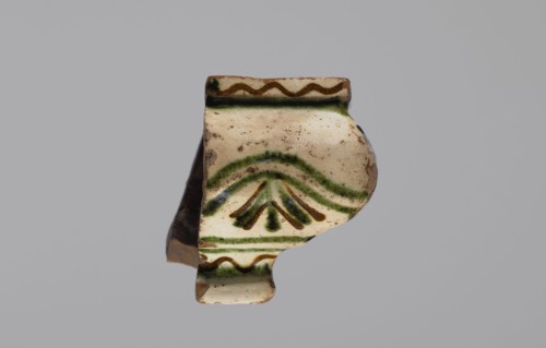 Cornice tile fragments 4. Tile cullet; painted with a wavy twirl pattern; 19th century; Hutsul