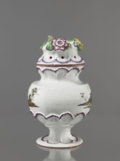 Pot-pourri vase with lid by Johann Georg Buchwald Cologne; 1769–1771. Porcelain vessel with a