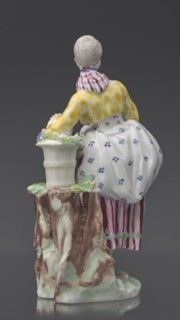 Figurine: gardener, Kaiserliche Porzellanmanufaktur in Wien 1744–1864; maker attribution Ryszard,