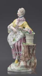 Figurine: gardener, Kaiserliche Porzellanmanufaktur in Wien 1744–1864; on an irregular rocky base,