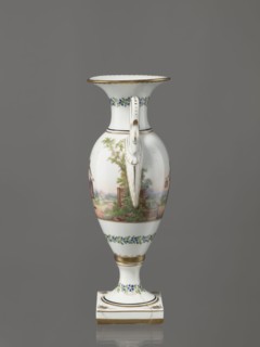 Amphora vase, Imperial Porcelain Factory in St. Petersburg 1744–1917. Amphora vase with an ovoid