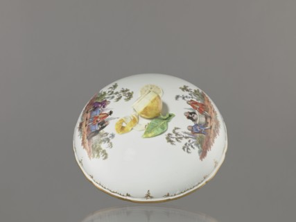Punch Vase with Lid, Königliche Porzellan-Manufaktur KPM, reliefs, genre miniatures. Vase with a