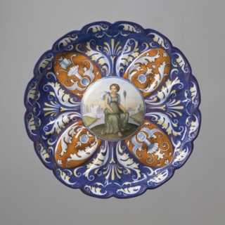 Patera-crespina, Koenigliche Porzellan Manufaktur KPM; Berlin; 1763–1918, imitation Italian