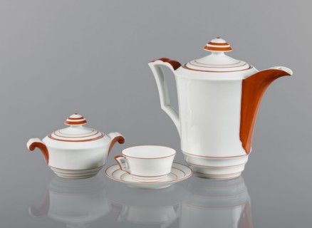 Jug with a lid from the Baltyk set, designed by Bogumil Marcinek 1904–1940, manufactured by Fabryka