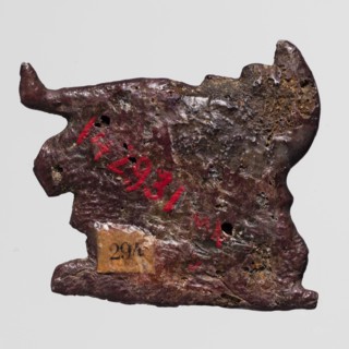 Amulet - mummy lying on a lion-shaped bed; maker, mummification bed iconography; subjects: mummies,