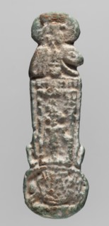 Amulet — counterweight menite;, Sekhmet mythology with solar disk iconography; grave goods;