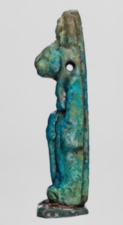 Amulet — figurine of a lion-headed goddess Sekhmet?, Sekhmet with a solar disk with a uraeus on her