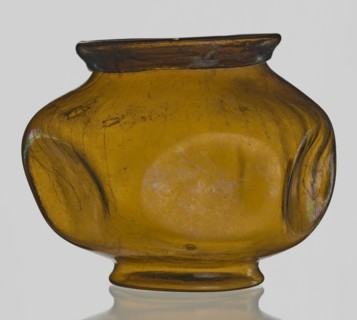 Vessel, Goluchów Greater Poland Voivodeship, vessel, height 10.2 cm, width 13.2 cm, A rounded glass
