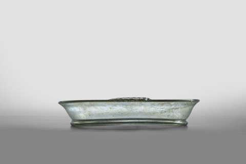 Plate, unknown eastern workshop; horizontal handles with ribs added to the rim edge; eastern