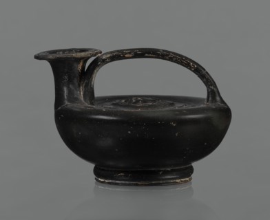 Black-finished askos, unknown Campanian workshop, black-finished pottery, askos, Campania Italy.
