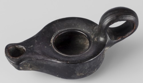 Oil lamp, unknown Attic workshop; oil lamp, single-burner, lighting; scene: gallery/classical; end
