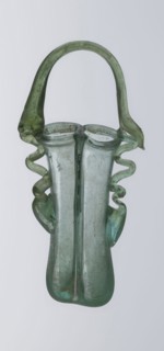 Dilekyt, unknown Eastern workshop Syrian or Palestinian. Glass vessel, Roman Empire, 3rd century.